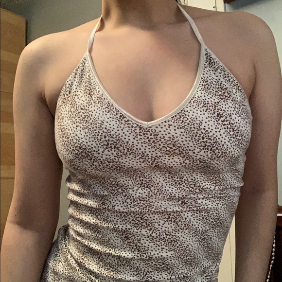Express basic leopard stretch halter top - Picture 2 of 8